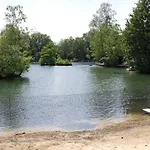 Blauer Κάμπινγκ Lünne